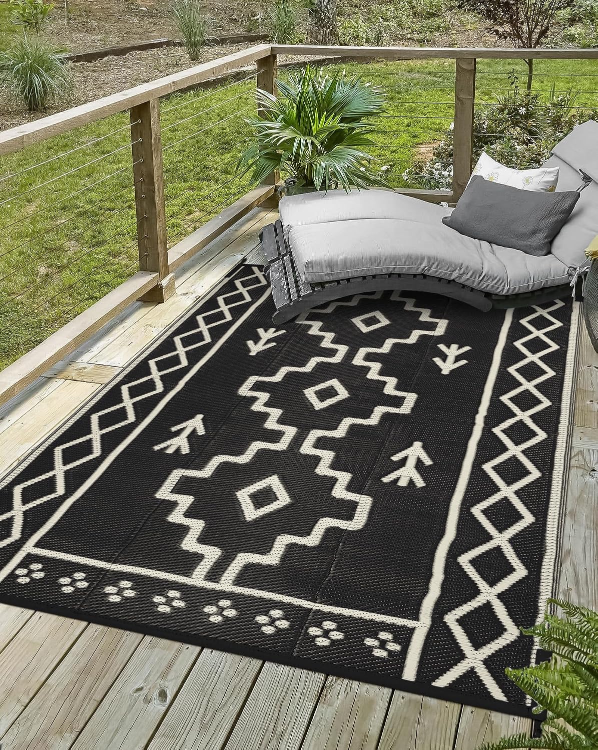 Reversible Waterproof Boho Outdoor Rug