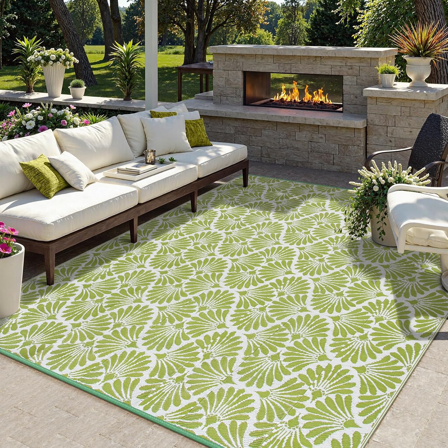 Lightweight Waterproof Green Outdoor Rug